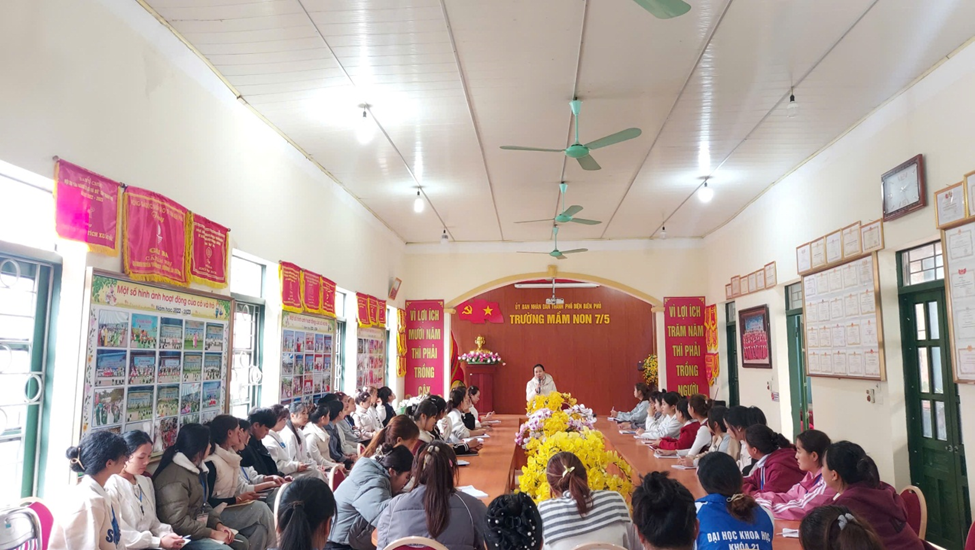 CHÀO MỪNG ĐOÀN THỰC TẬP SƯ PHẠM K27MN1    TRƯỜNG CAO ĐẲNG SƯ PHẠM ĐIỆN BIÊN  ĐẾN VỚI TRƯỜNG MẦM NON 7/5